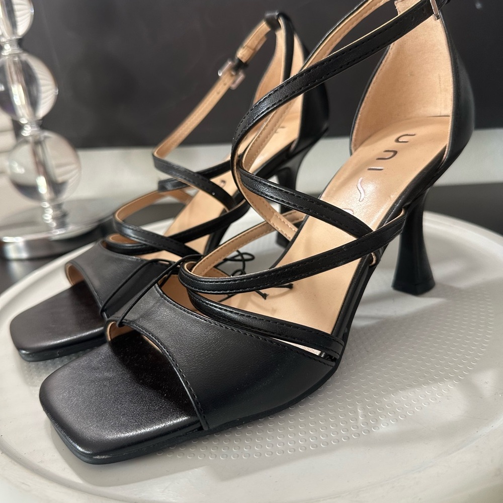 🆕Unisa Strappy Heels